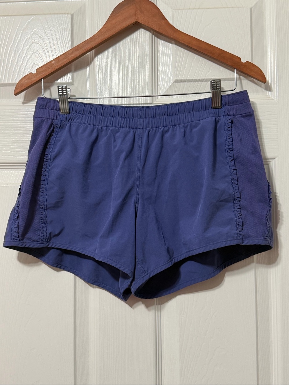 Lululemon athletica run for your life shorts size 6 vvguc